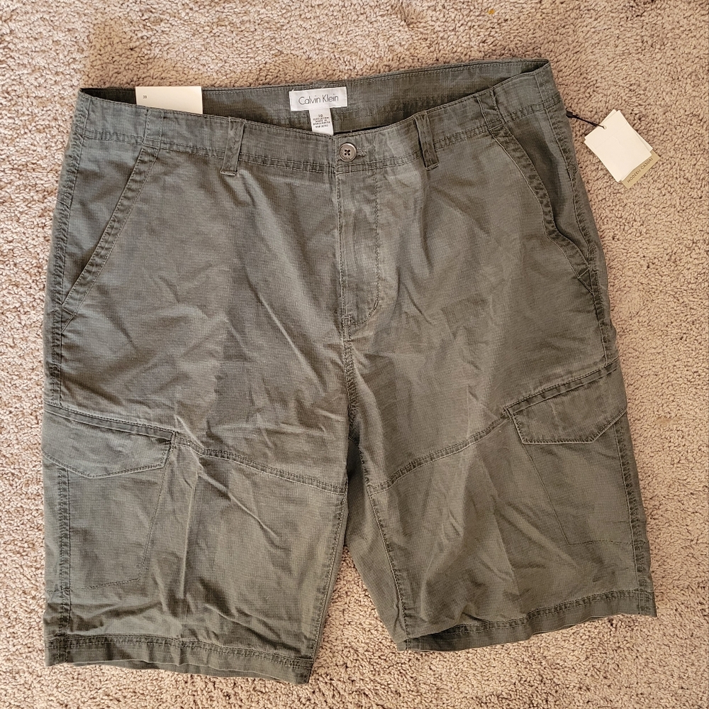 CALVIN KLEIN NWT Mens Modern Casual Cargo Short 38